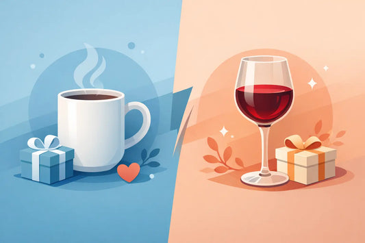 Tasse vs. Weinglas Geschenk: Was passt besser?