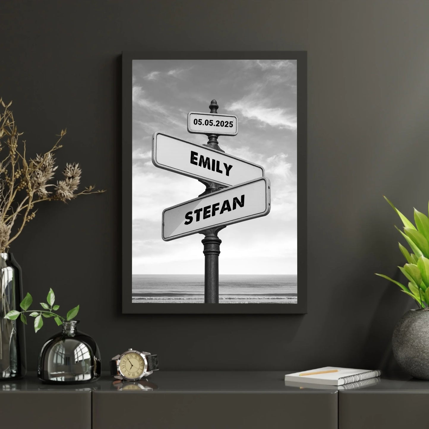 Black Minimalist Photo Frame Mockup Instagram Post (2)