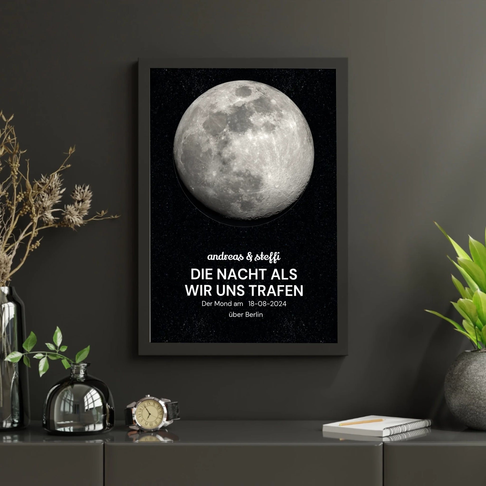 Black Minimalist Photo Frame Mockup Instagram Post (2)